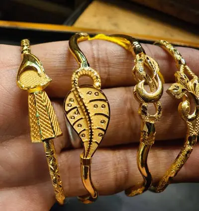 Cover Bangle